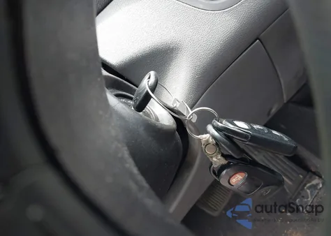 2011 Hyundai Elantra Gls z USA, uszkodzony, nr VIN 5NPDH4AEXBH032441